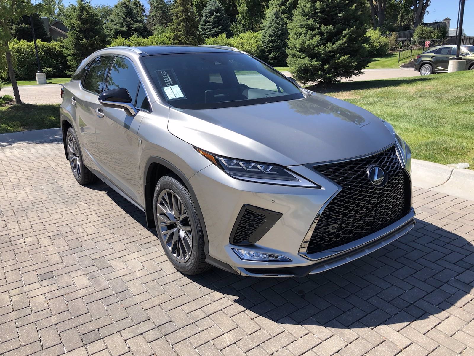 Lexus rx350 3 поколение