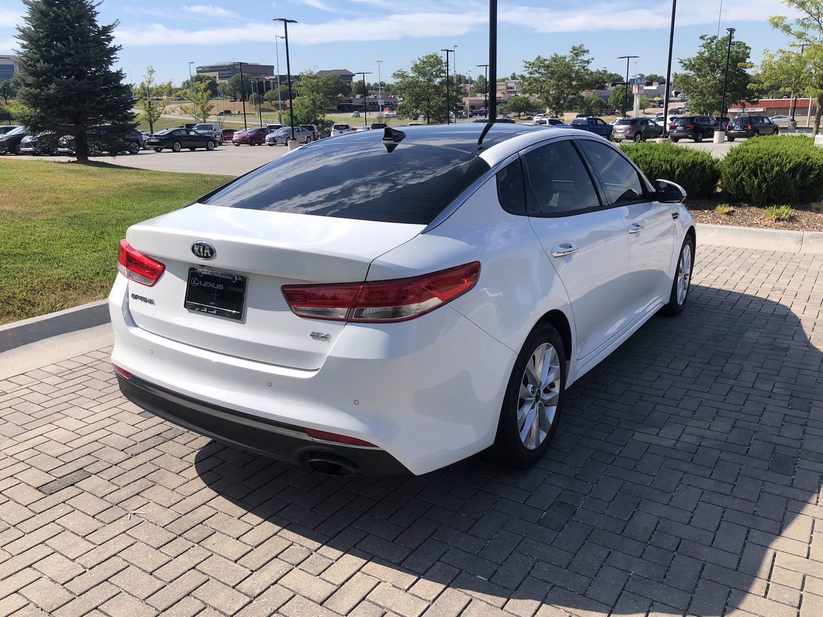 Pre-Owned 2018 Kia Optima EX – AUTO,REM STRT,SUNRF,FCTRY WRNT FWD 4dr Car