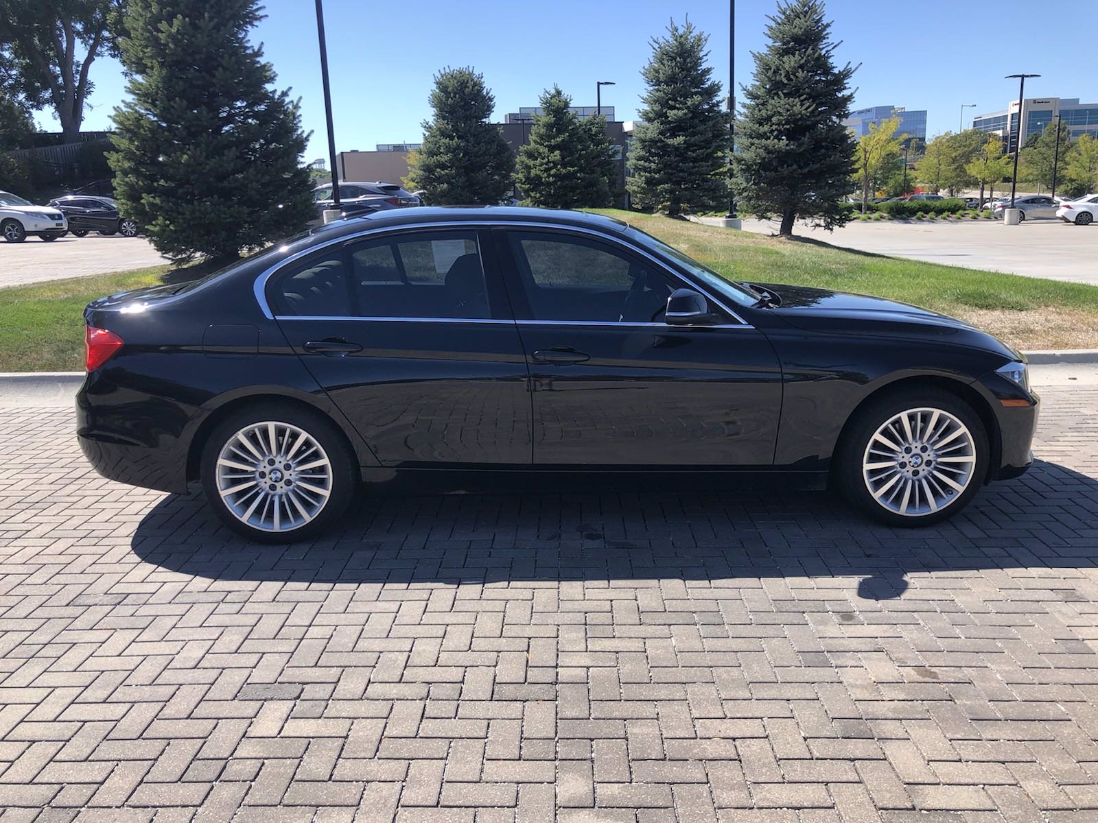 PreOwned 2015 BMW 328i xDRIVE 4DR SDN AWD/4WD,1 OWNE 4dr